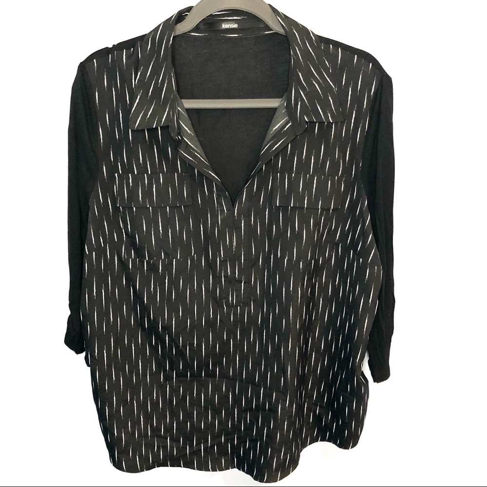 ✨3/$30 Kensie Chiffon Front Knit Blouse